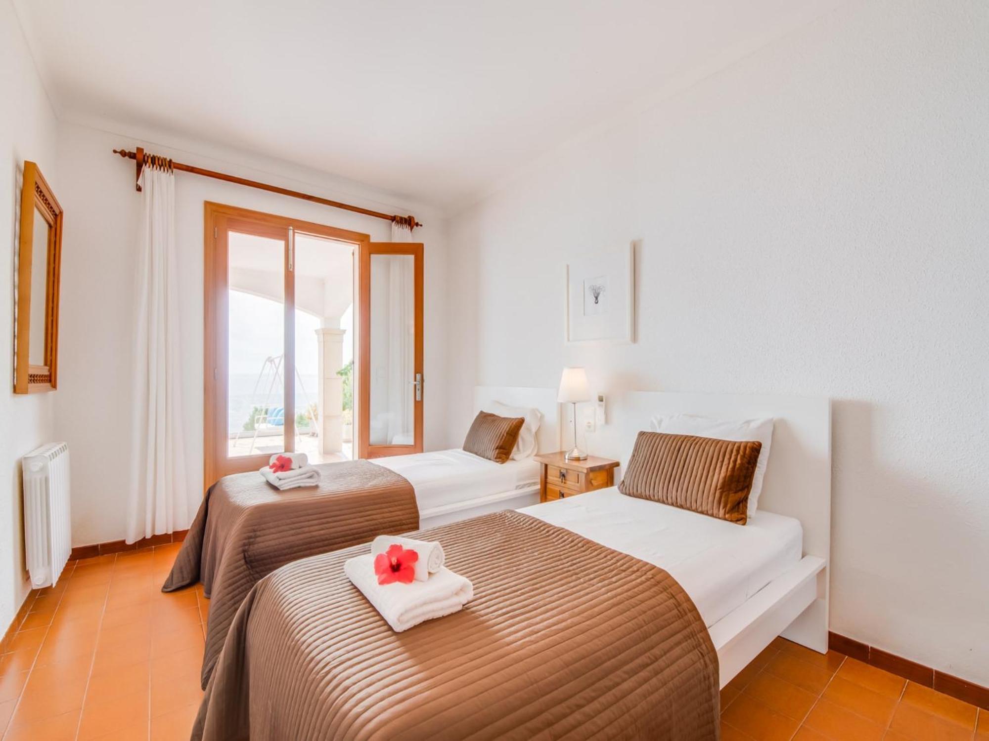 Seafront In Holiday home *